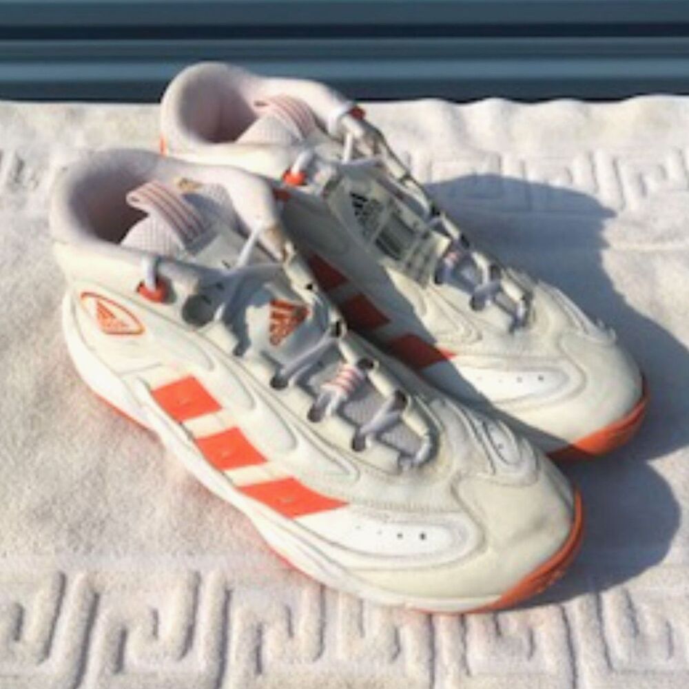Size: 15 Adidas Basketball Shoes . Tennessee Volunteers . "Previously Worn"